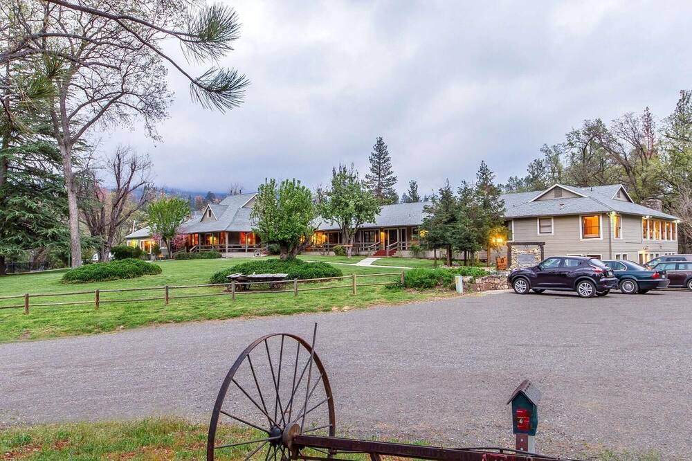 Photo of Outdoor in Yosemite Forks