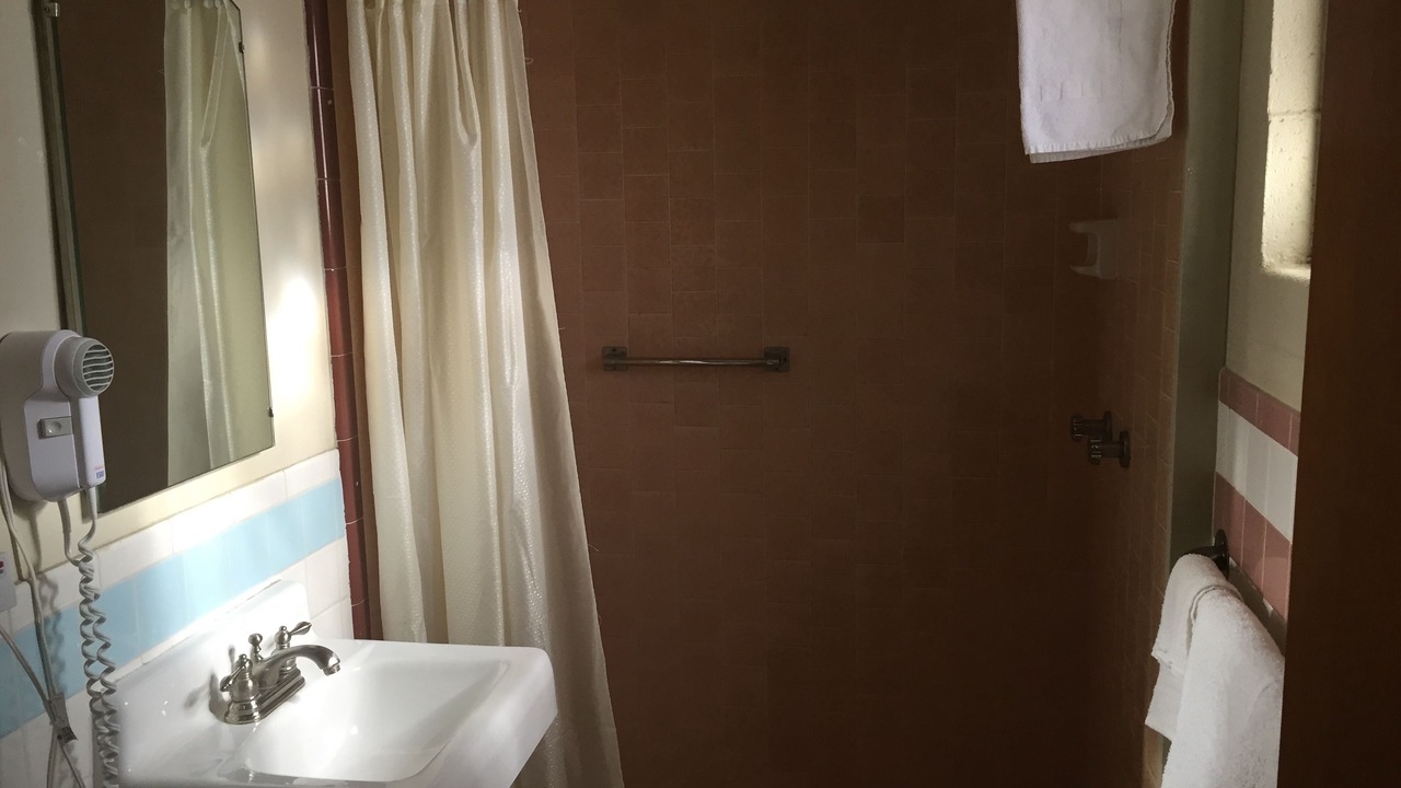 Photo of Bathroom in Tulare