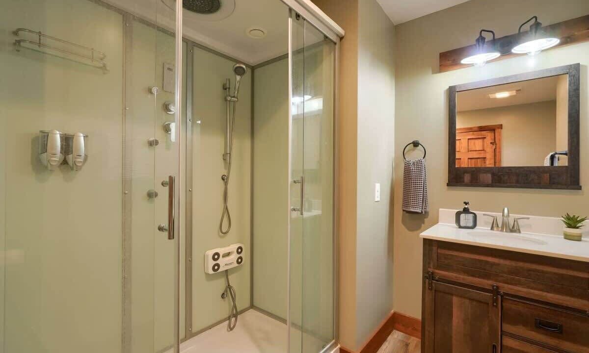 Photo of Bathroom in Hallsville
