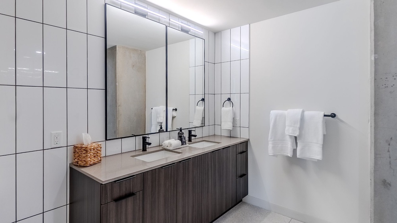 Photo of Bathroom in Evans Churchill