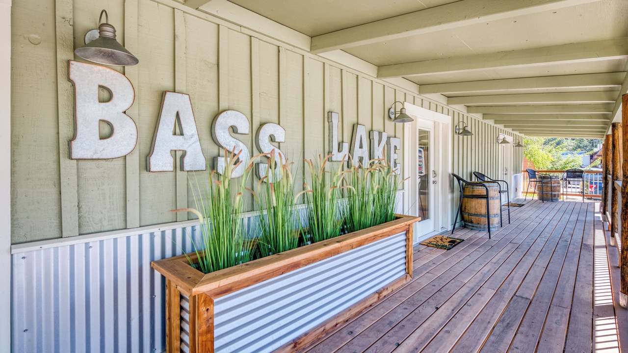 Photo of Outdoor in Bass Lake