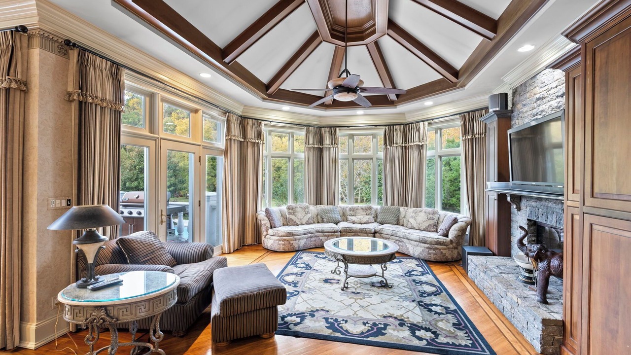 Photo of Livingroom in Frankfort
