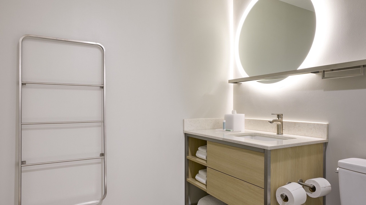 Photo of Bathroom in Oakley