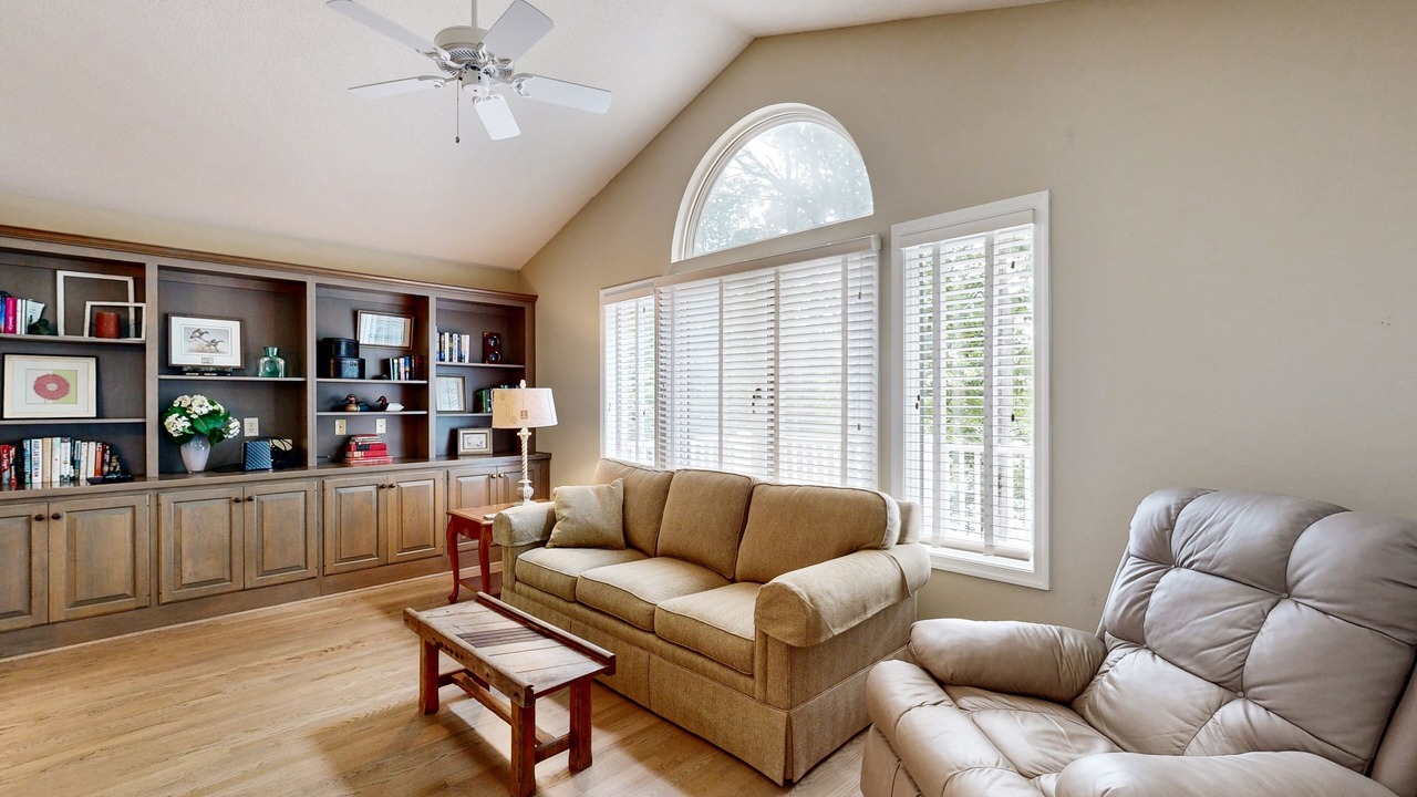 Photo of Livingroom in Lusby