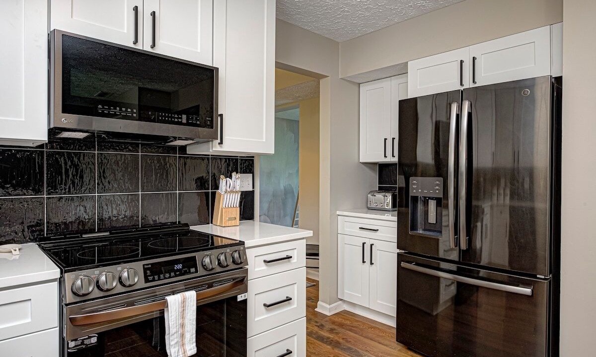 Photo of Kitchen in Oakland Hills at Geist