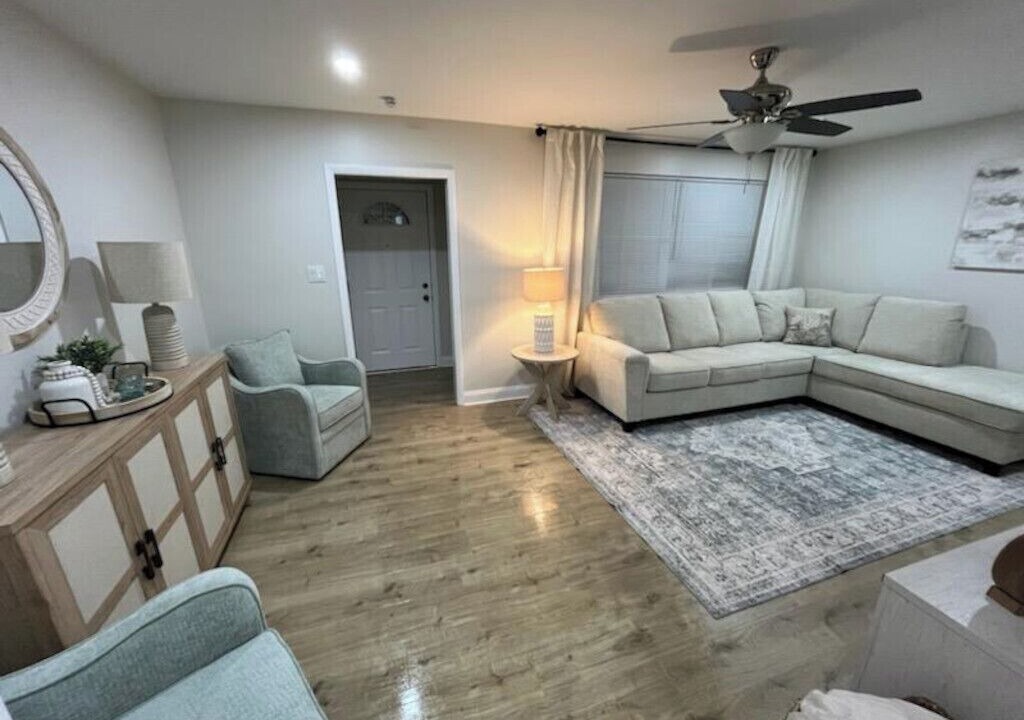 Photo of Livingroom in Springboro