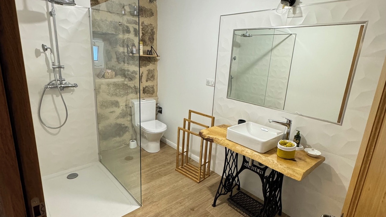 Photo of Bathroom in Carbini