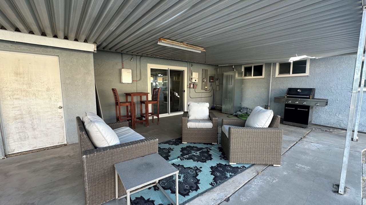 Photo of Outdoor in Needles