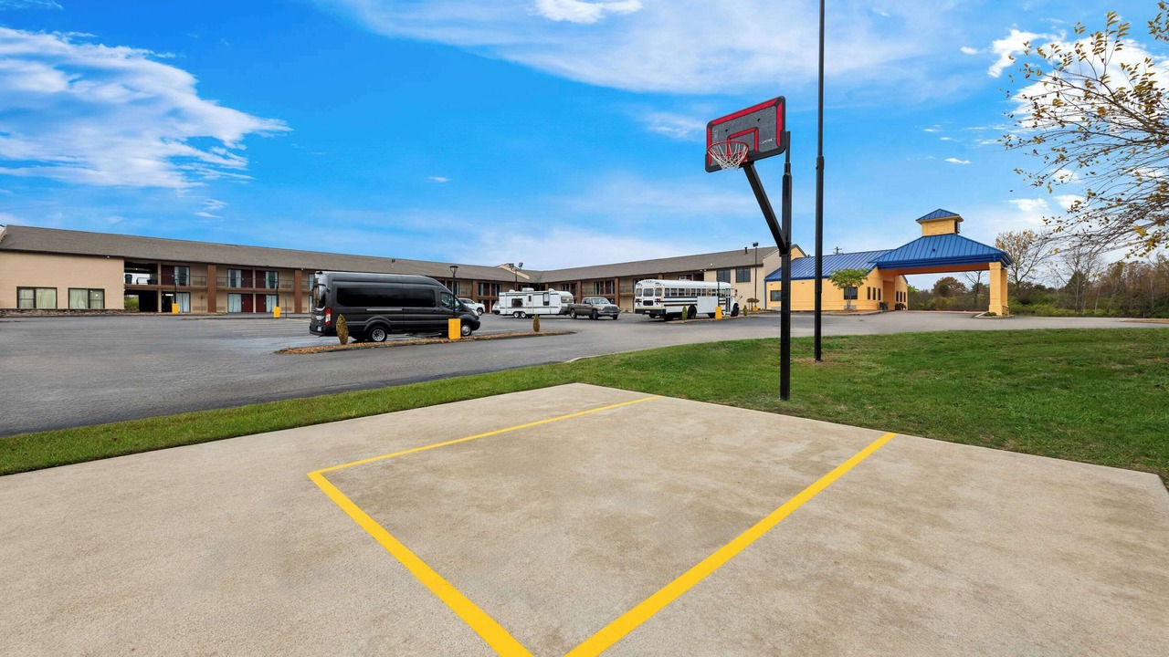 Photo of Outdoor in Mason