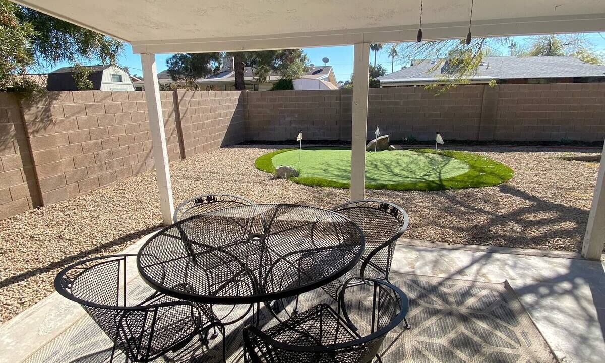 Photo of Patio Balcony in Scottsdale Estates Nine