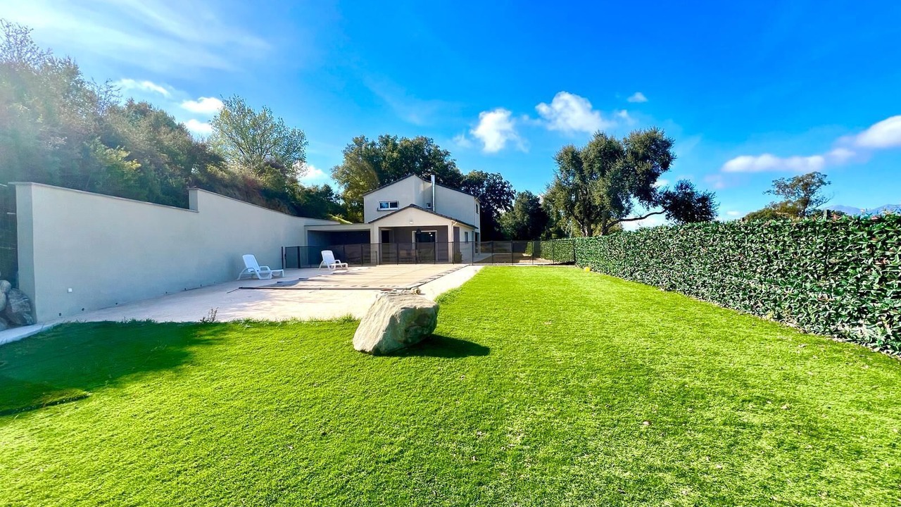 Photo of Outdoor in Aleria