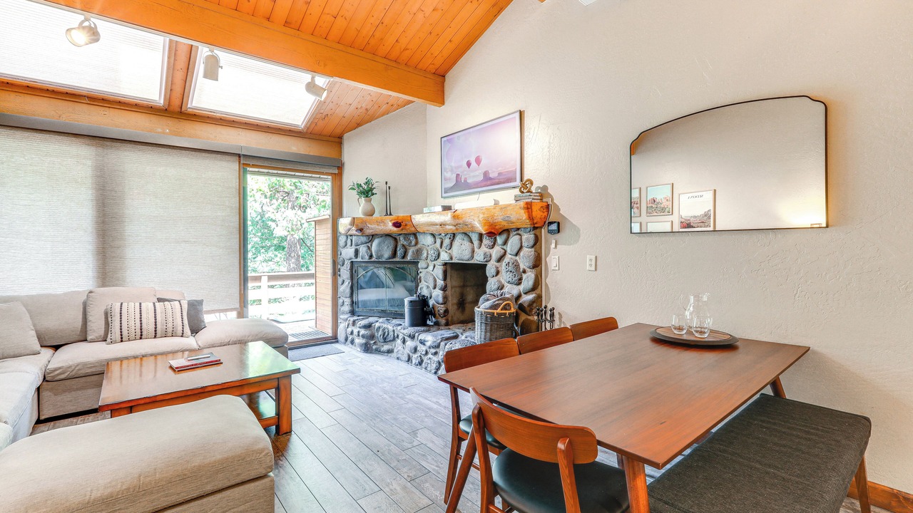Photo of Livingroom in Sedona