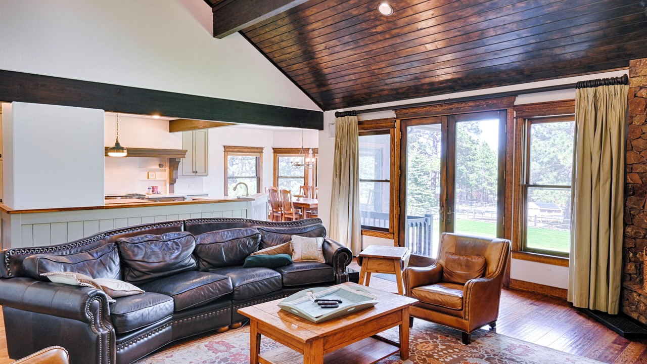 Photo of Livingroom in Flagstaff