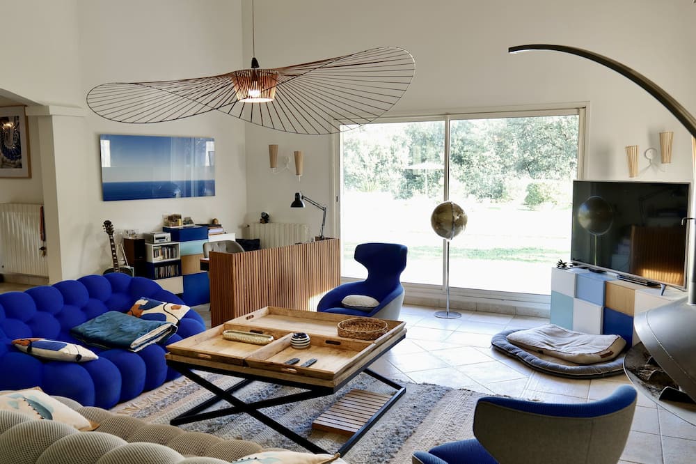 Photo of Livingroom in Peri