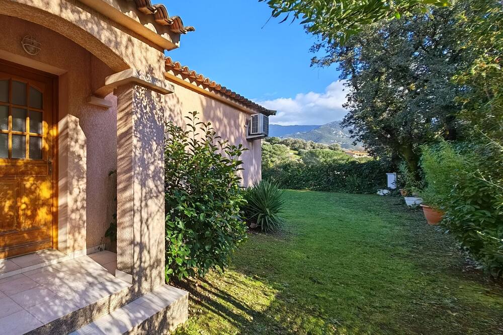 Photo of Outdoor in Peri