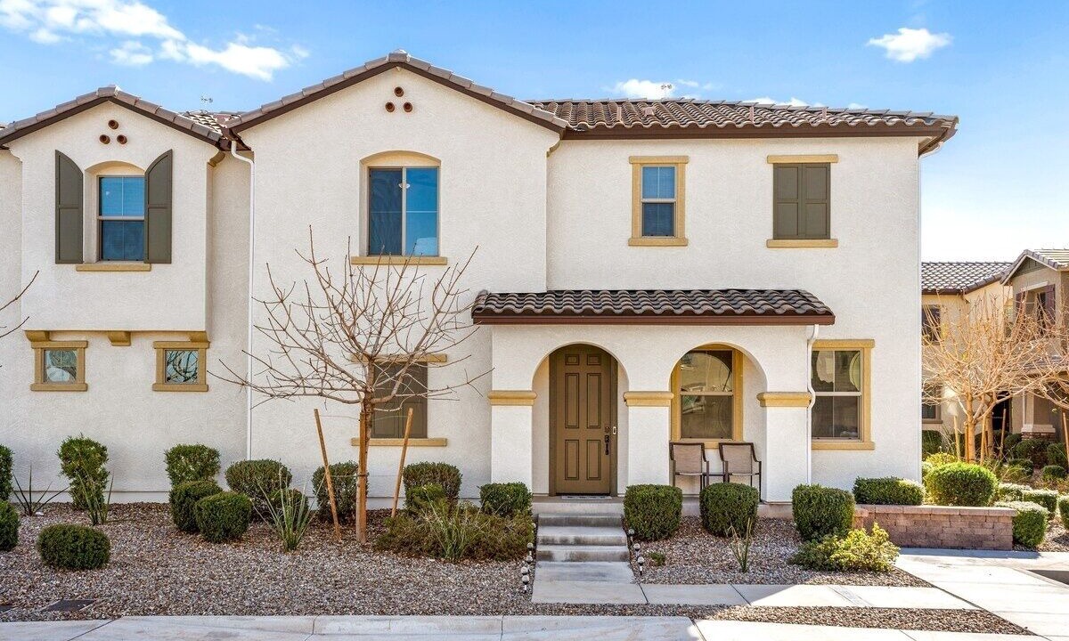Photo of Outdoor in Estrella Village