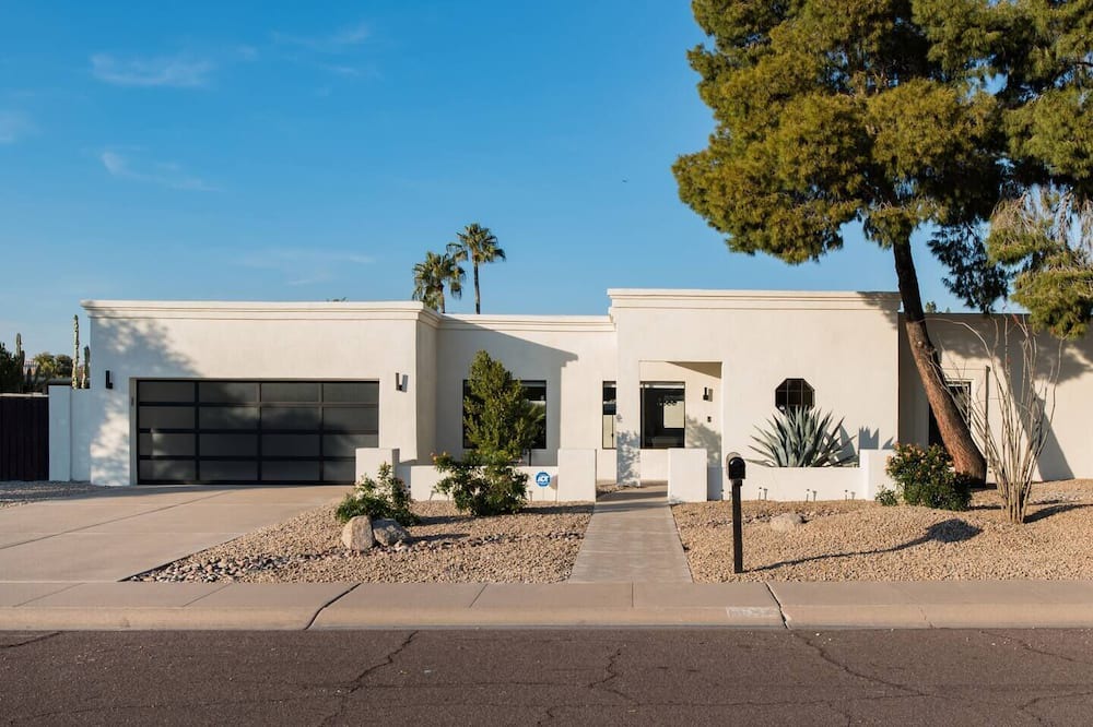 Photo of Outdoor in Desert Paradise Estates