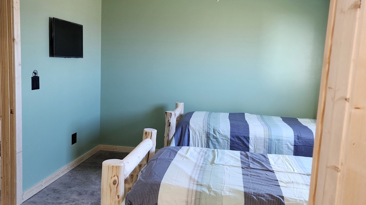 Photo of Bedroom in Oak Harbor