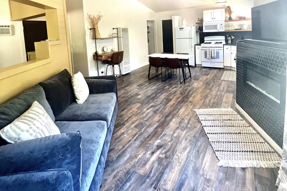 Photo of Livingroom in Glendale