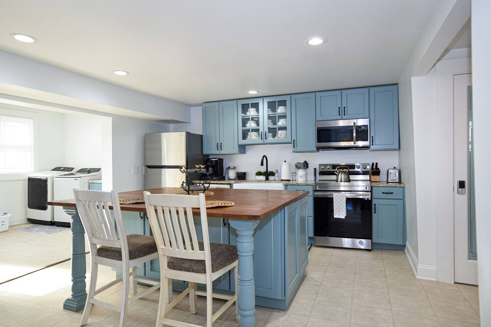 Photo of Kitchen in New Haven  Hamilton County