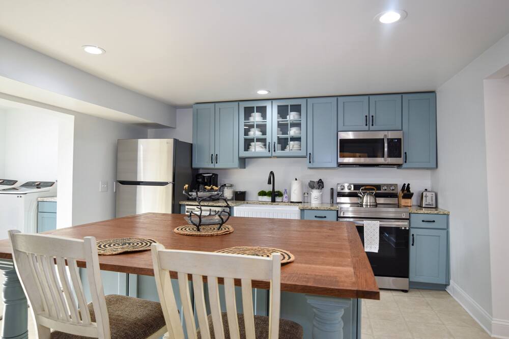 Photo of Kitchen in New Haven  Hamilton County