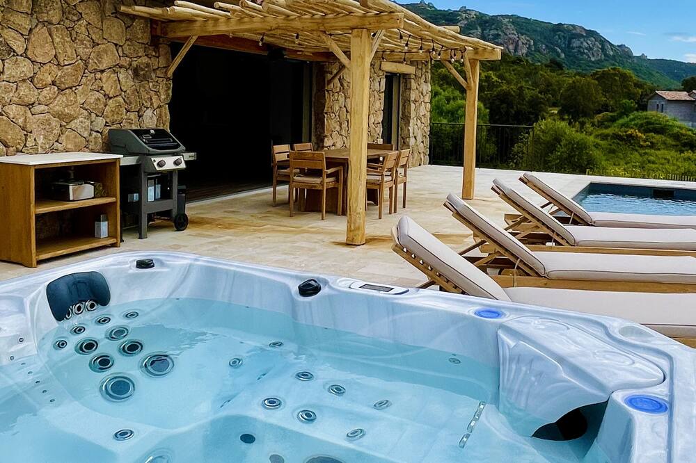 Photo of Patio Balcony in Figari