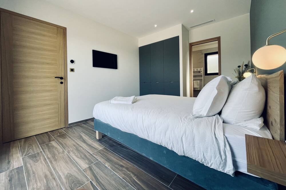 Photo of Bedroom in Figari
