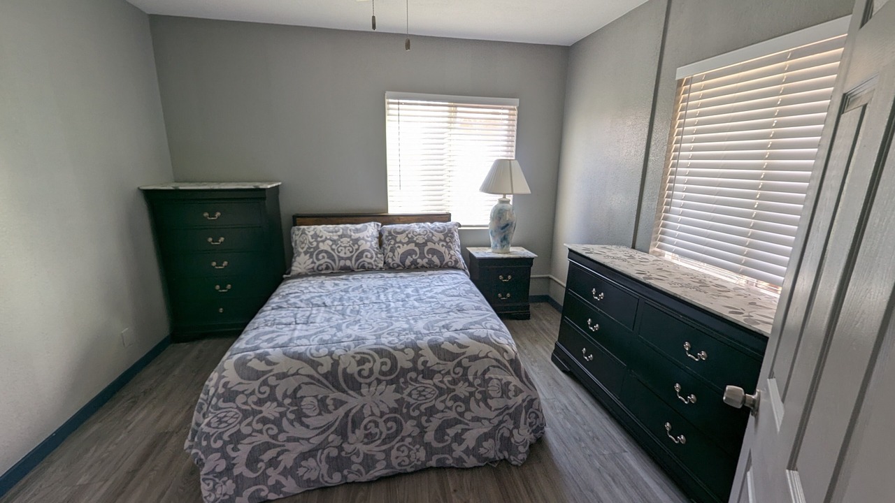 Photo of Bedroom in Winslow