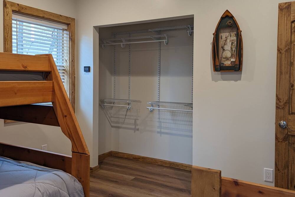Photo of Bedroom in Pinetop-Lakeside
