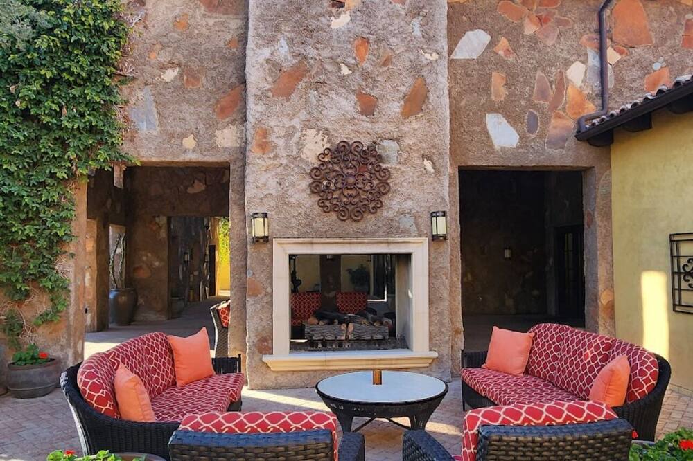 Photo of Patio Balcony in Copper Basin