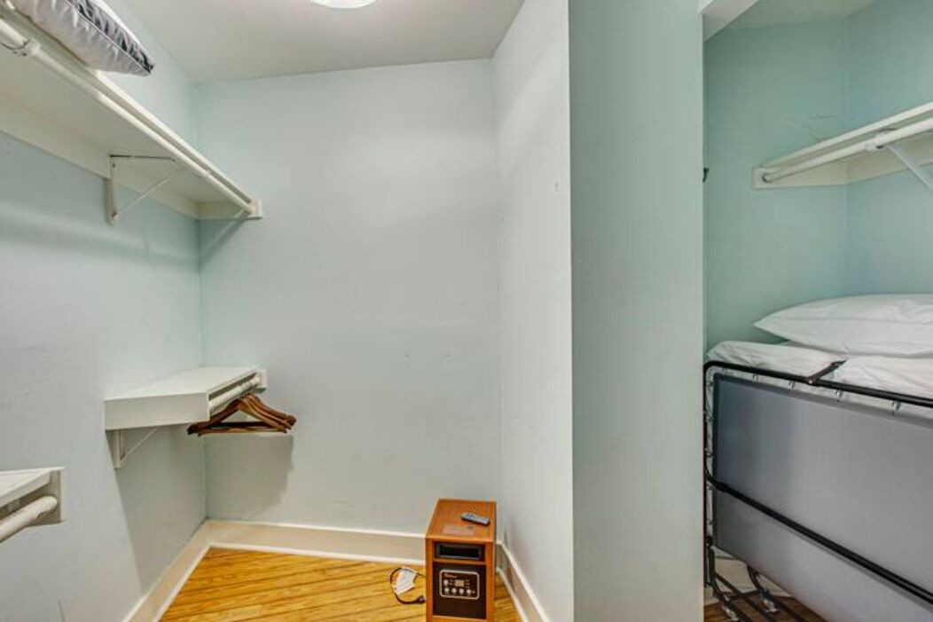 Photo of Kitchen in Summerville Historic District