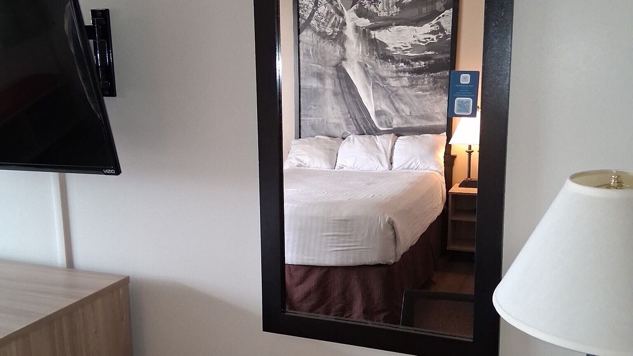 Photo of Bedroom in Salina