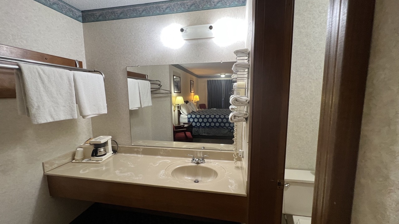 Photo of Bathroom in Bardstown