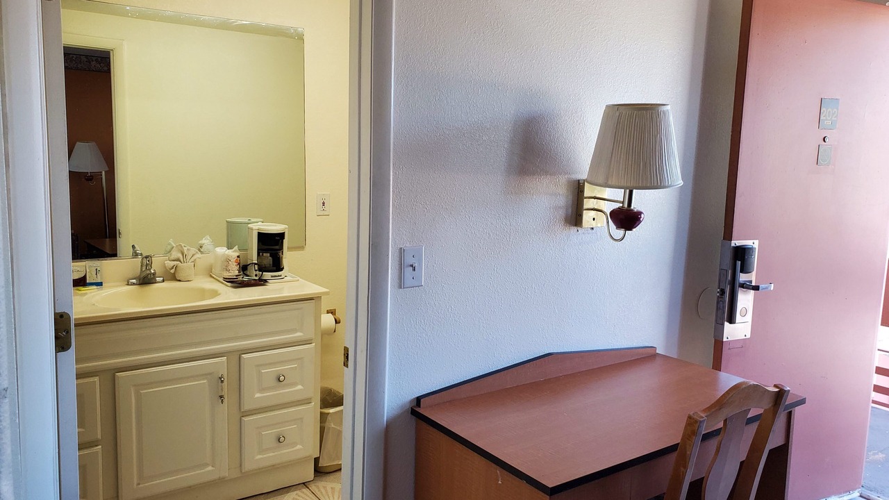Photo of Bathroom in Globe