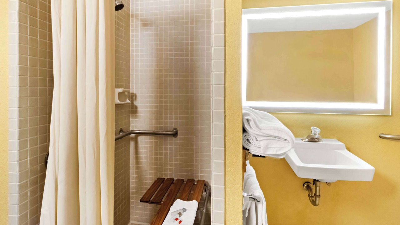 Photo of Bathroom in Vandalia