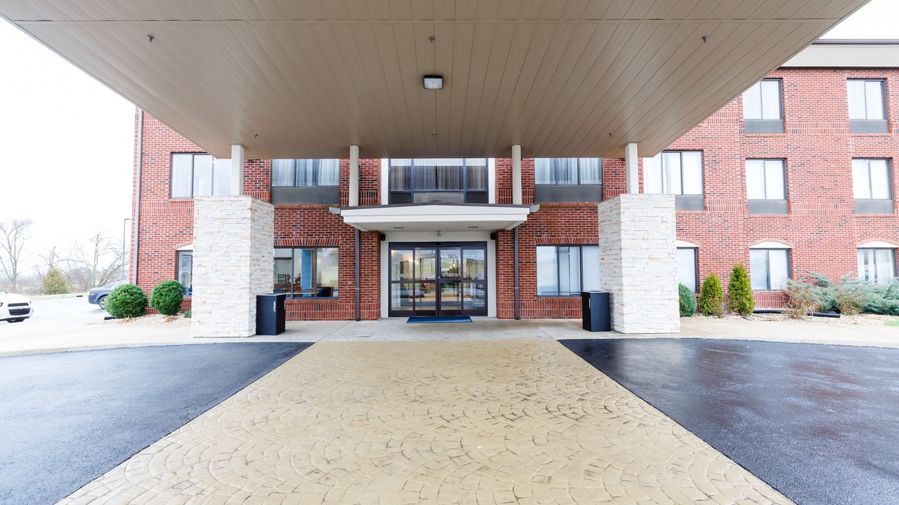 Photo of Buildings in Shelbyville