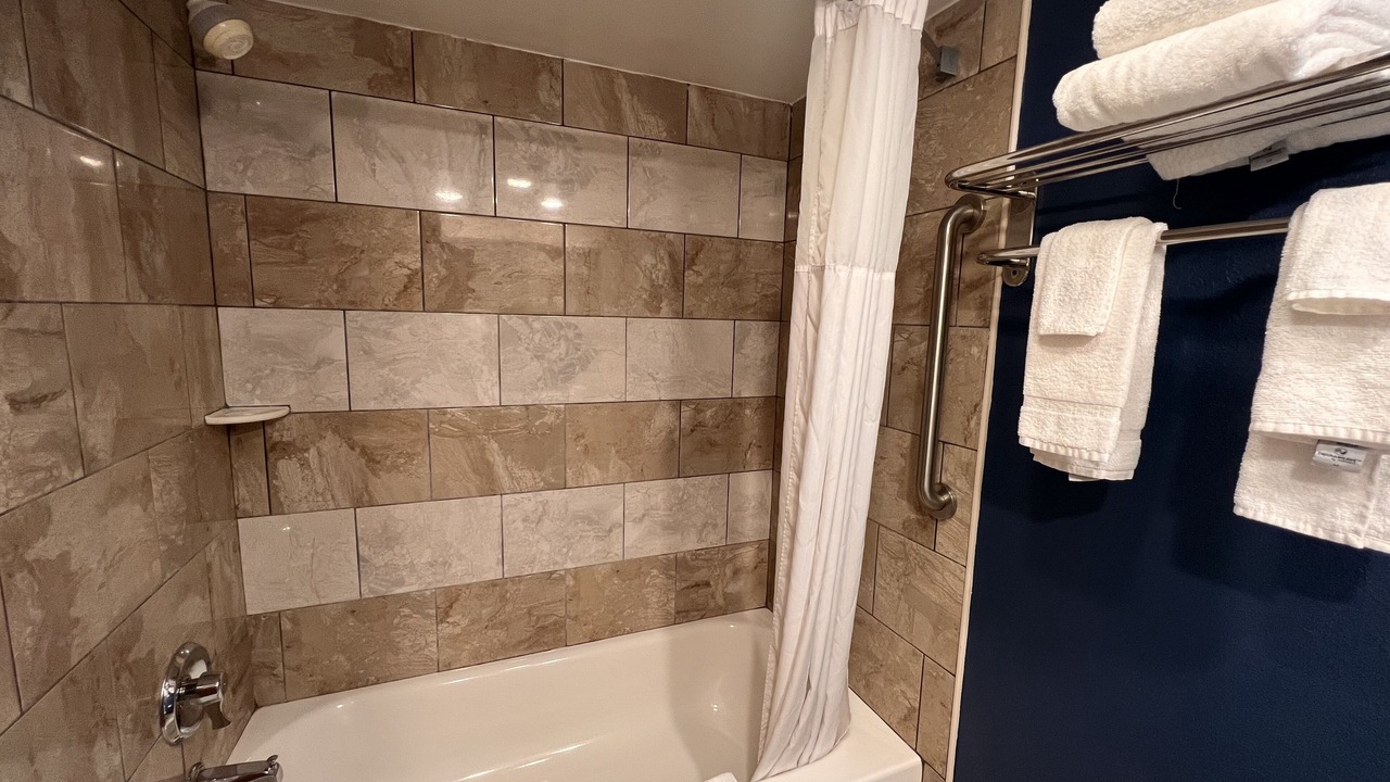 Photo of Bathroom in Buechel