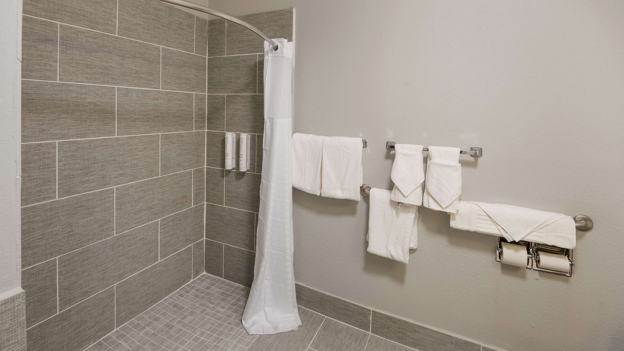 Photo of Bathroom in Castleton