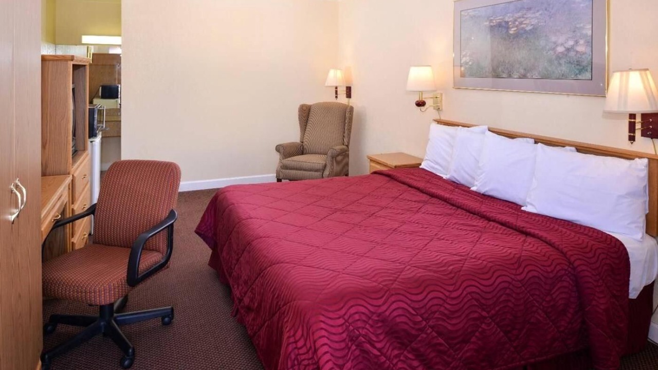 Photo of Bedroom in Fort Wayne
