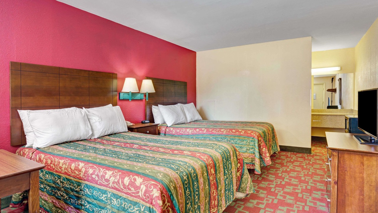 Photo of Bedroom in Elizabeth City