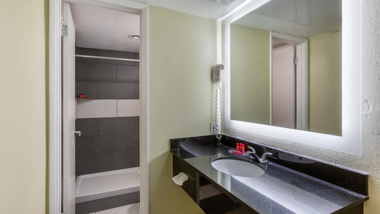 Photo of Bathroom in Chambers