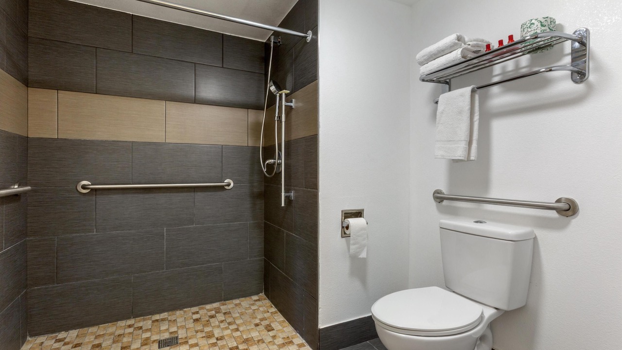 Photo of Bathroom in Chambers