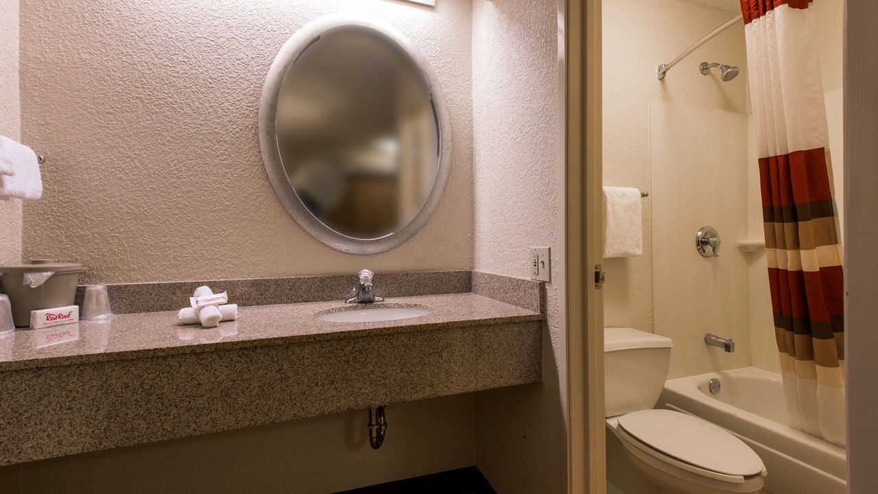 Photo of Bathroom in Buechel