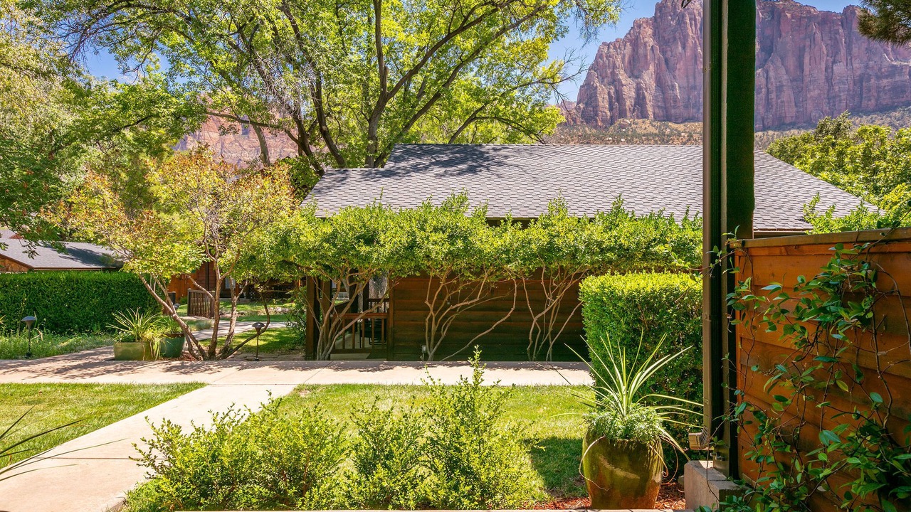 Photo of Bedroom in Zion National Park South Entrance