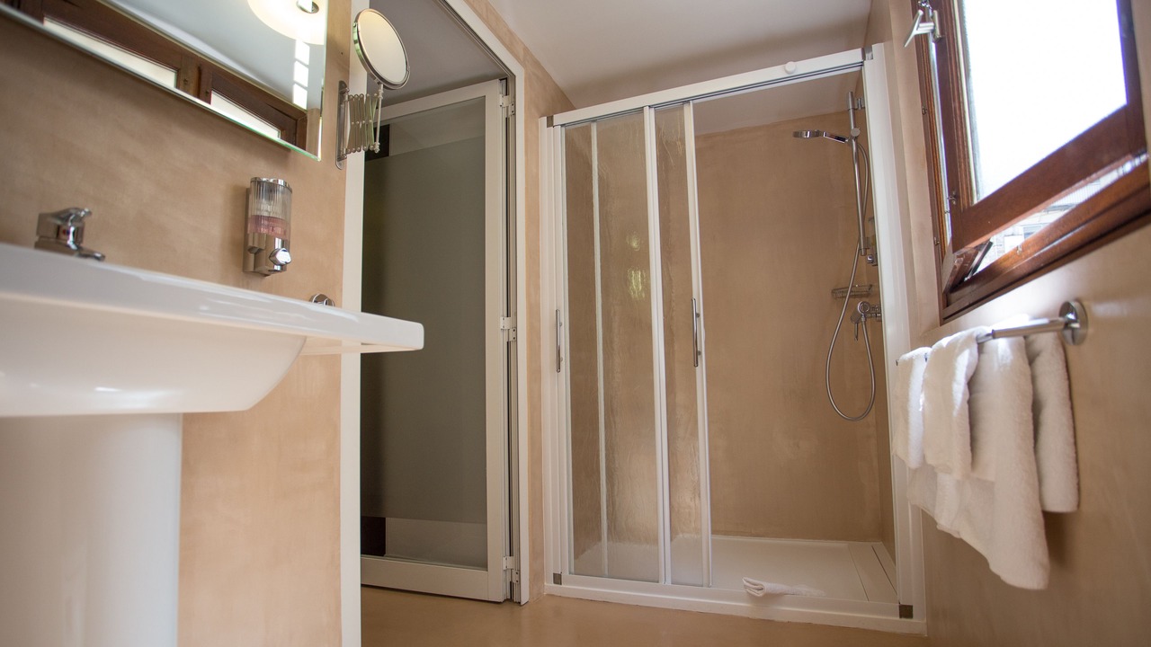 Photo of Bathroom in Bastia