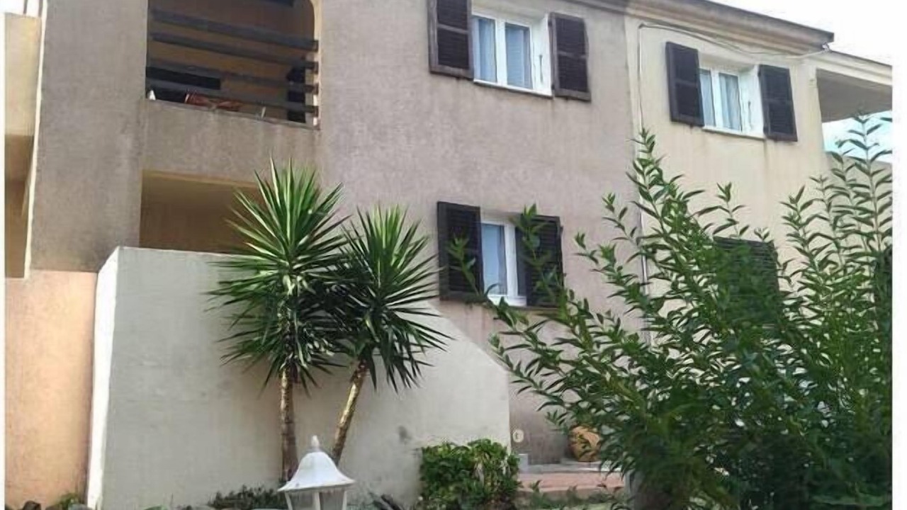 Photo of Outdoor in Centuri