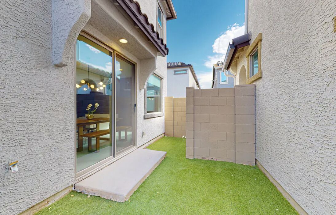 Photo of Outdoor in Estrella Village