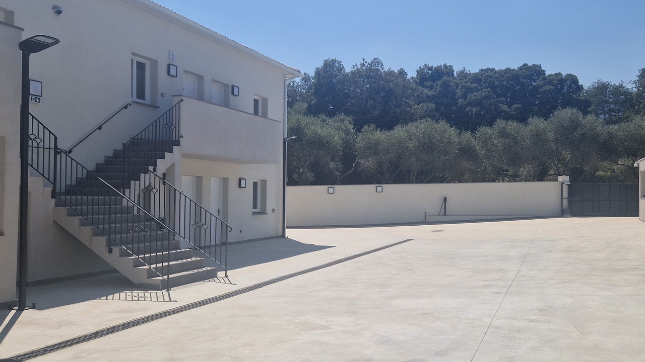 Photo of Outdoor in Arena