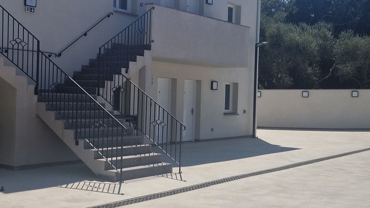 Photo of Outdoor in Arena