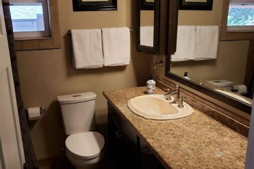 Photo of Bathroom in Uptown Sedona